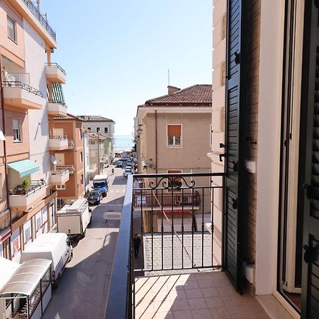 Residenza La Piazzetta Apartment Порто Реканати Екстериор снимка