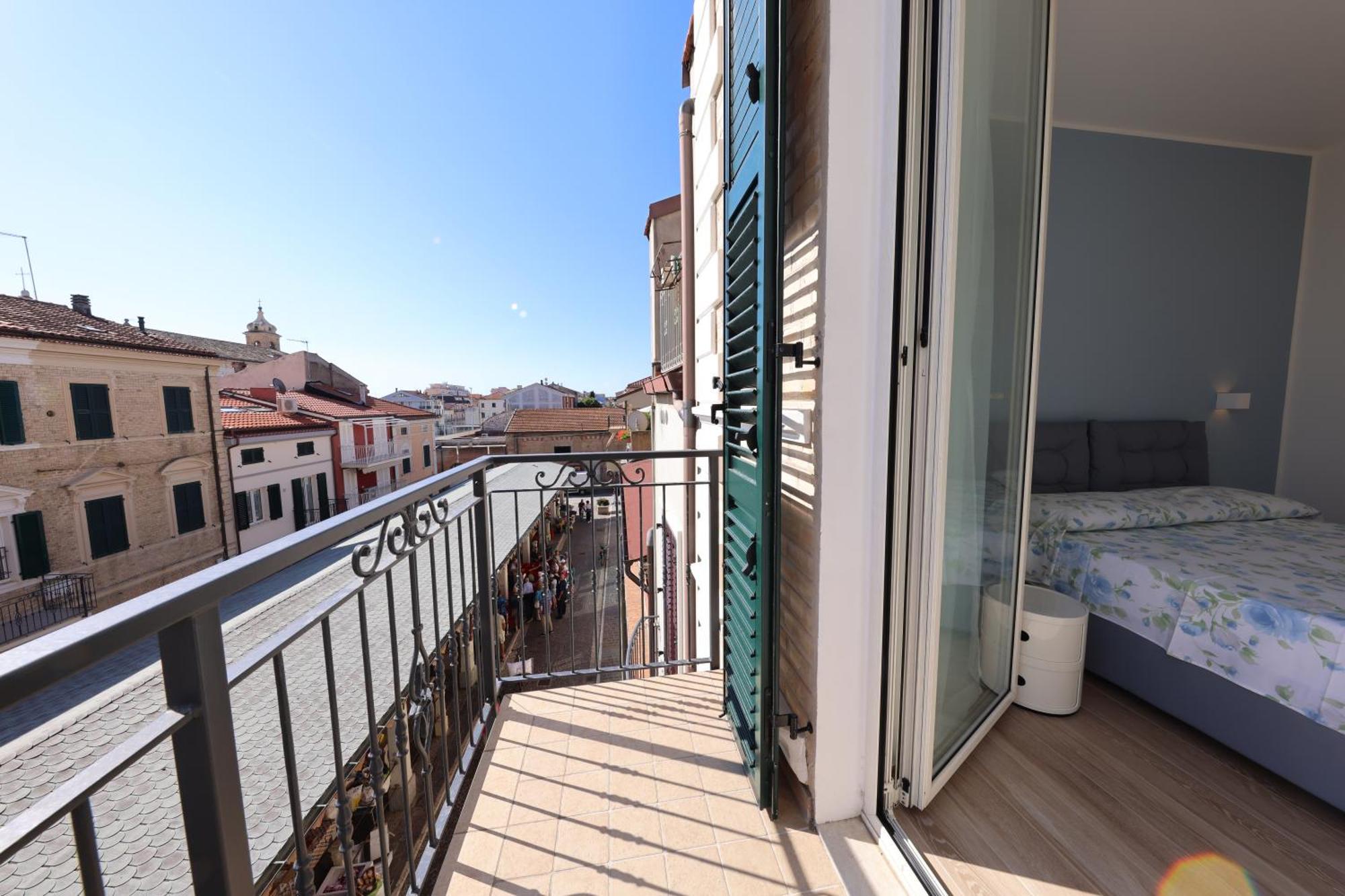 Residenza La Piazzetta Apartment Порто Реканати Екстериор снимка
