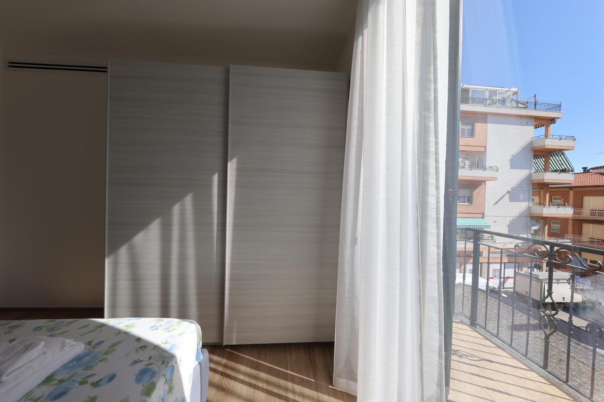 Residenza La Piazzetta Apartment Порто Реканати Екстериор снимка